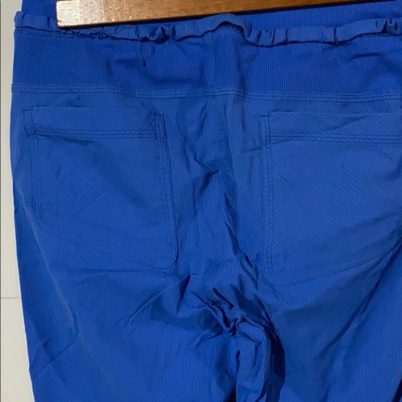 Lululemon studio crop - Picture 5 of 5